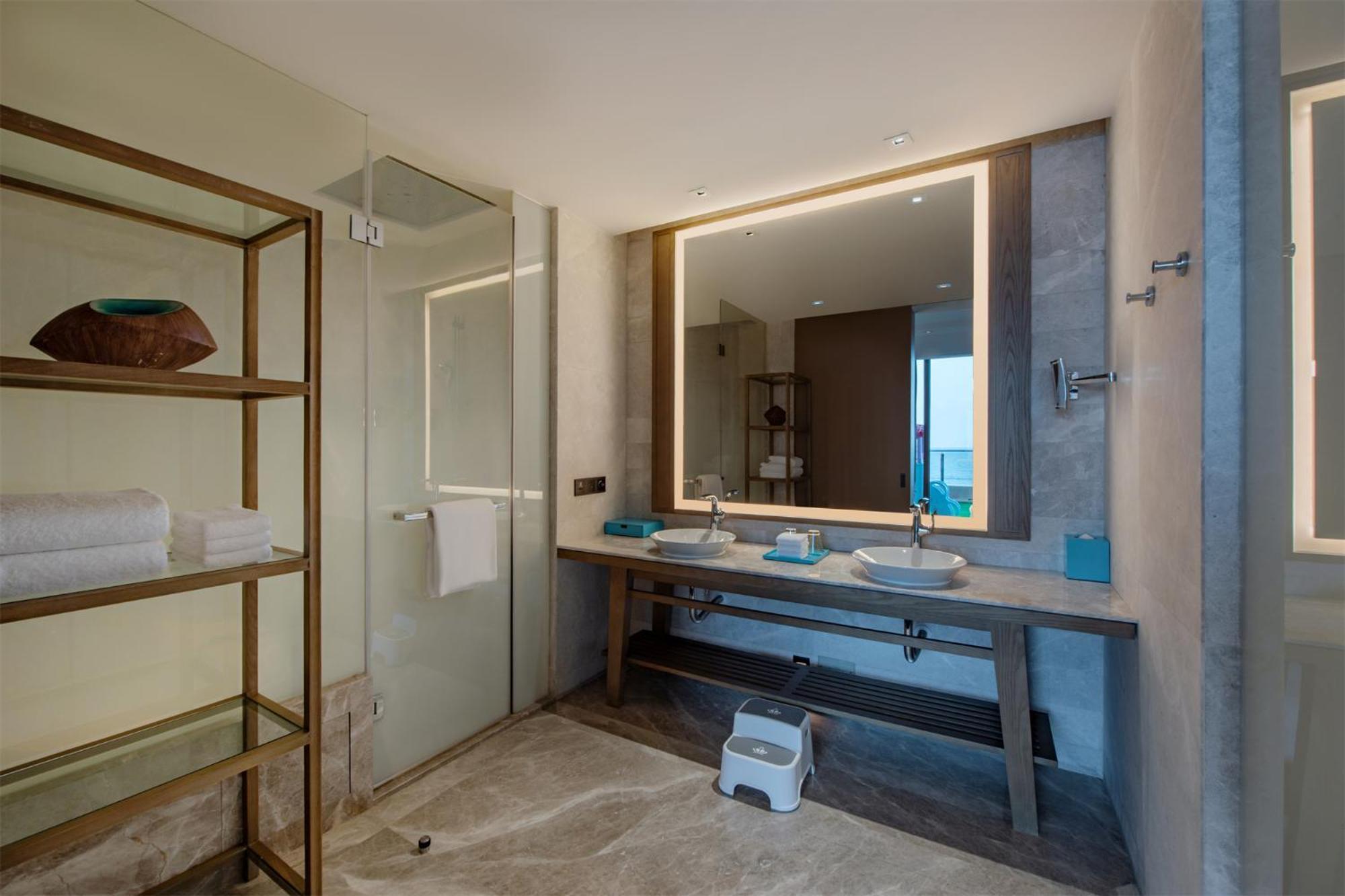 Doubletree By Hilton Shanwei Extérieur photo